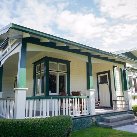 Gumnut House. Bed & Breakfast วังกานุย ภายนอก รูปภาพ